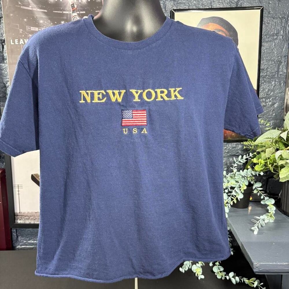 Vintage New York USA Embroidered Flag Cropped T - Unisex Large